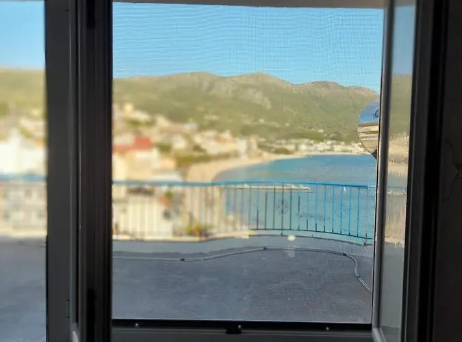 Peter's Sea House Guest house Himare