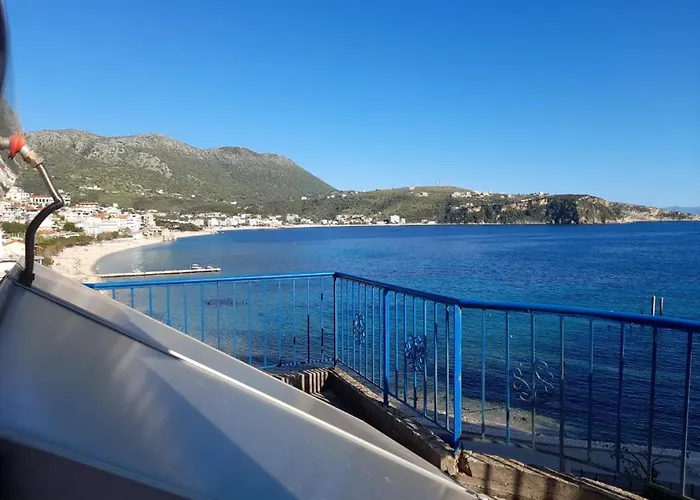 Guest house Peter's Sea House Himare