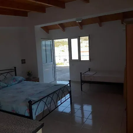 Affittacamere Peter's Sea House Himare